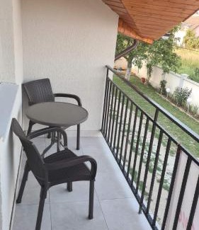 Tasnad House | Casa Dana