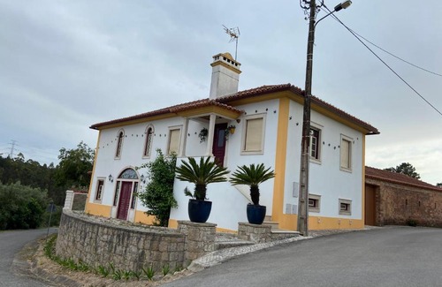 Bajouca Villa | Casa das Andorinhas - Campo e Piscina