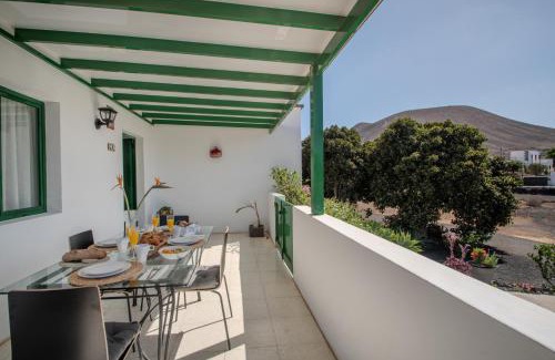 Uga House | Casa de La Huerta by Villalize
