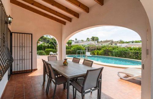 Media Luna Villa | Casa de la Risa
