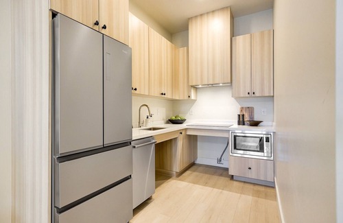 Santa Barbara Apartment | Casa De La Vina Unit 3-Boutique Suites