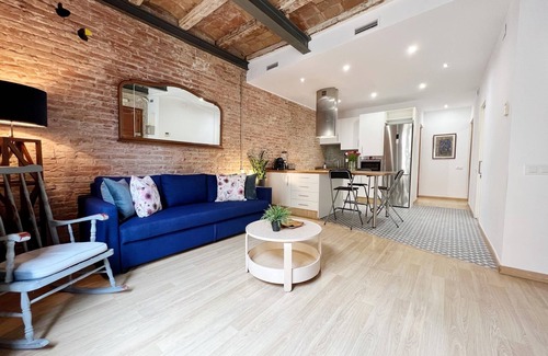La Salut Apartment | Casa de las Flores Barcelona with terrace