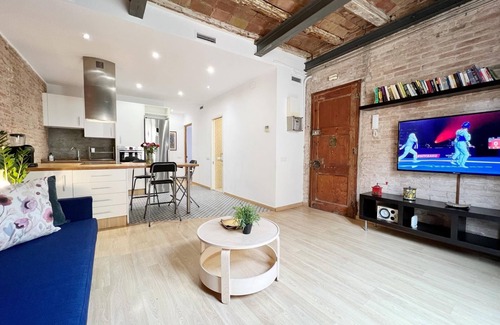 La Salut Apartment | Casa de las Flores Barcelona with terrace
