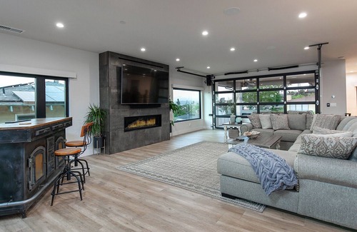 Sunset Cliffs House | Casa de Lomas by the Beach