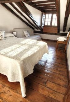 Santillana del Mar House | Casa del Lavadero