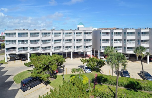 Galveston Condo | Casa Del Mar 379 - Neptune's Retreat