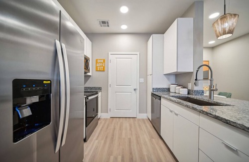Owasso Apartment | Casa del Mar Apartments