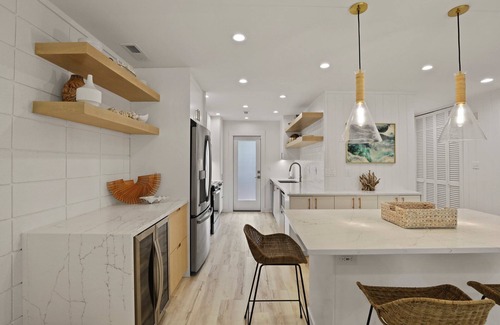 Sea Pines Condo | Casa del Mare - Steps to the Beach - MANY UPGRADES FOR 2025 SEASON!