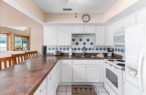 Rocky Mount House | Casa Del Sol - Waterfront Home with Gorgeous Views!