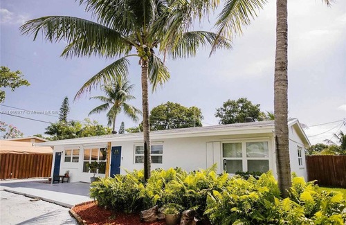 Pompano Beach House | Casa del Sol Your Tropical Escape Private Pool