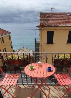 Cervo Apartment | Casa del Sole affacciato sul mare