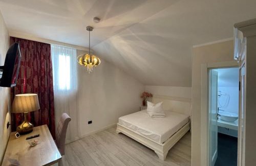 Alba Iulia House | Casa Del Sole