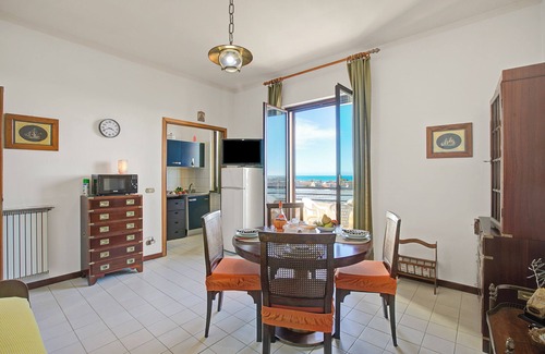 Ceriale Apartment | Casa del Tramonto - with private parking, Ceriale, Italy