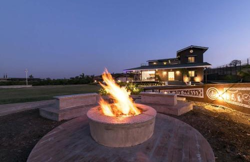 Nashik Villa | Casa del Verde by StayVista - Orchards oasis with a pool, Spacious lawn, Terrace & Indoor games