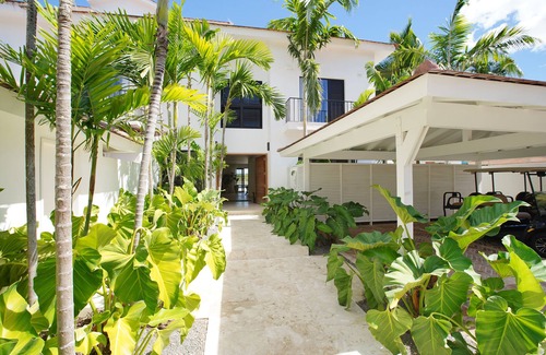 Casa de Campo Villa | Casa Delfín by Luxe Haus™ – Butlered Villa, Staff, Pool, Golf Carts