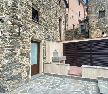 Castelnuovo Magra Apartment | Casa Dell'Angelo Cherubino Monolocale
