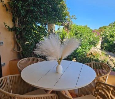 Rena Majore House | Casa della Gioia