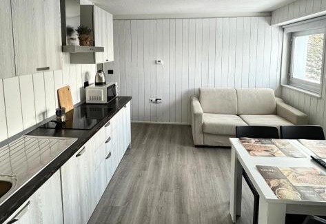 Passo del Tonale Apartment | Casa delle graffette by Casa e Lode