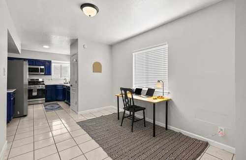 El Paso House | Casa Desierto-West El Paso, near shopping, hospitals, UTEP, and more!