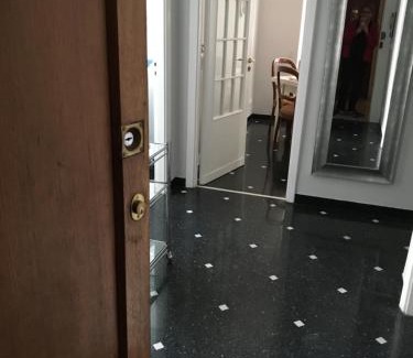 Nervi Apartment | Casa di Aldo: una casa nel centro di Nervi.