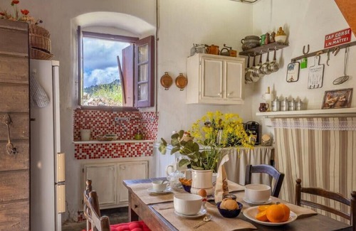 Olmi Cappella House | Casa Di Babbo, Charming village house in Olmi Capella in a quiet location