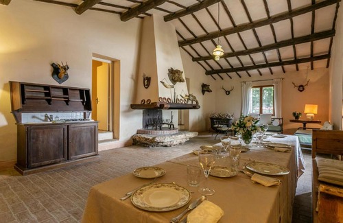 Ischia di Castro House | Casa Di Caccia