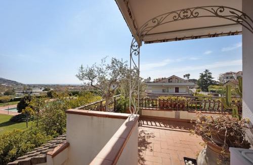 Diano Castello House | Casa di Oleg