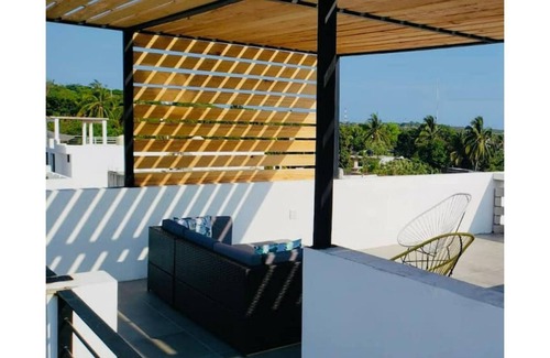 Brisas de Zicatela House | Casa Diego/Minimalist house and indoor pool