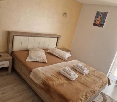 Novaci House | Casa dintre munti