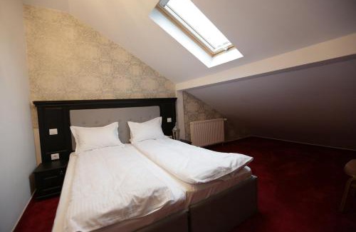 Partestii de Sus Bed & Breakfast | Casa Domnească Cacica