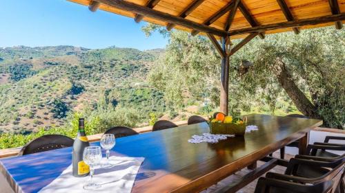 Riogordo Villa | Casa Dona Vela Riogordo by Ruralidays