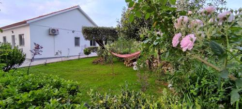 Pedreiras Villa | Casa Dos Vales 11