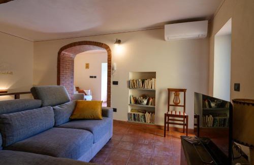 Ameglia Apartment | Casa e Mansarda delle Mura