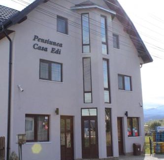 Dorna Candrenilor House | Casa Edi