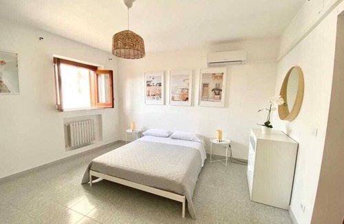 Pizzo Apartment | Casa Edoardo Two Bedroom Pizzo Calabro