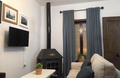 Benamahoma House | CASA EL CALLEJON DE BENAMAHOMA