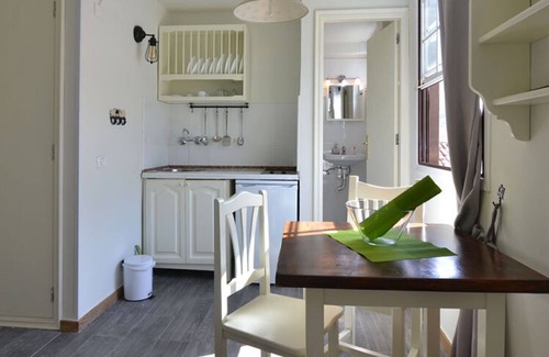 Hermigua Apartment | Casa El Patio - Cozy studio with shared terrace, barbecue and mountain views