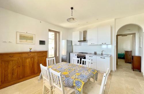 Marina di Felloniche House | CASA ELAIO - immersa negli ulivi con vista sul mare Ionio