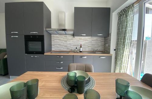 Zona XXXIII Acilia Sud Apartment | Casa Elefantino