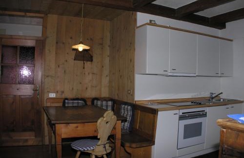 San Giovanni di Fassa Apartment | Casa Elisa