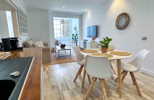 Los Abrigos Apartment | Casa Elsa with Free Parking