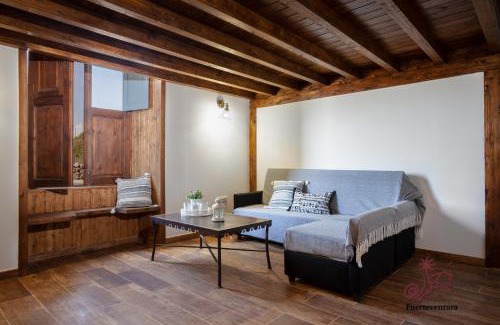 La Oliva Apartment | Casa Emblemática "Casa del Cuartel"