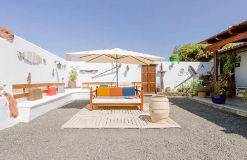 Tajaste House | Casa Emblemática Garaday Lanzarote