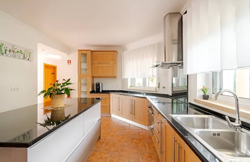 Pelariga Villa | Casa EmCanto - Swimming pool, games room, cinema with capacity for 16 guests