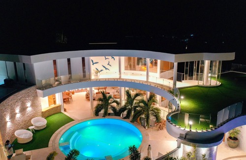 Las Terrenas Villa | Casa Esferica
