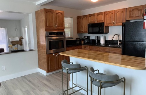 Hallandale Beach House | Casa Esperanza
