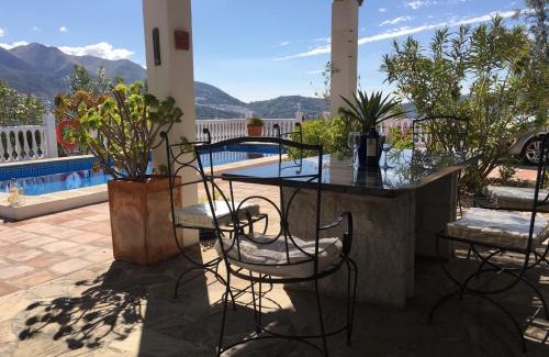 Canillas de Albaida Villa | Casa Eve - Beautiful Villa & Heated - Pool to Yourself