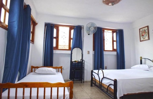 Puerto de Boniato House | Casa Evelin