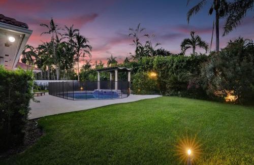 Kendale Lakes Villa | Casa Fina Miami Near Beaches