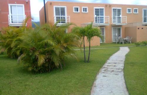 Acapulco House | Casa Flores